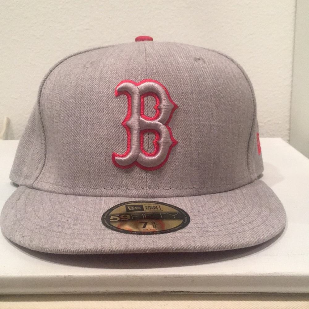 NEVER WORN Boston Red Sox’s 59Fifty Hat! Sz 7 3/8